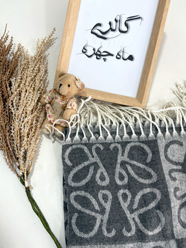 شال پاییزه وارداتی دورو طرح پروانه